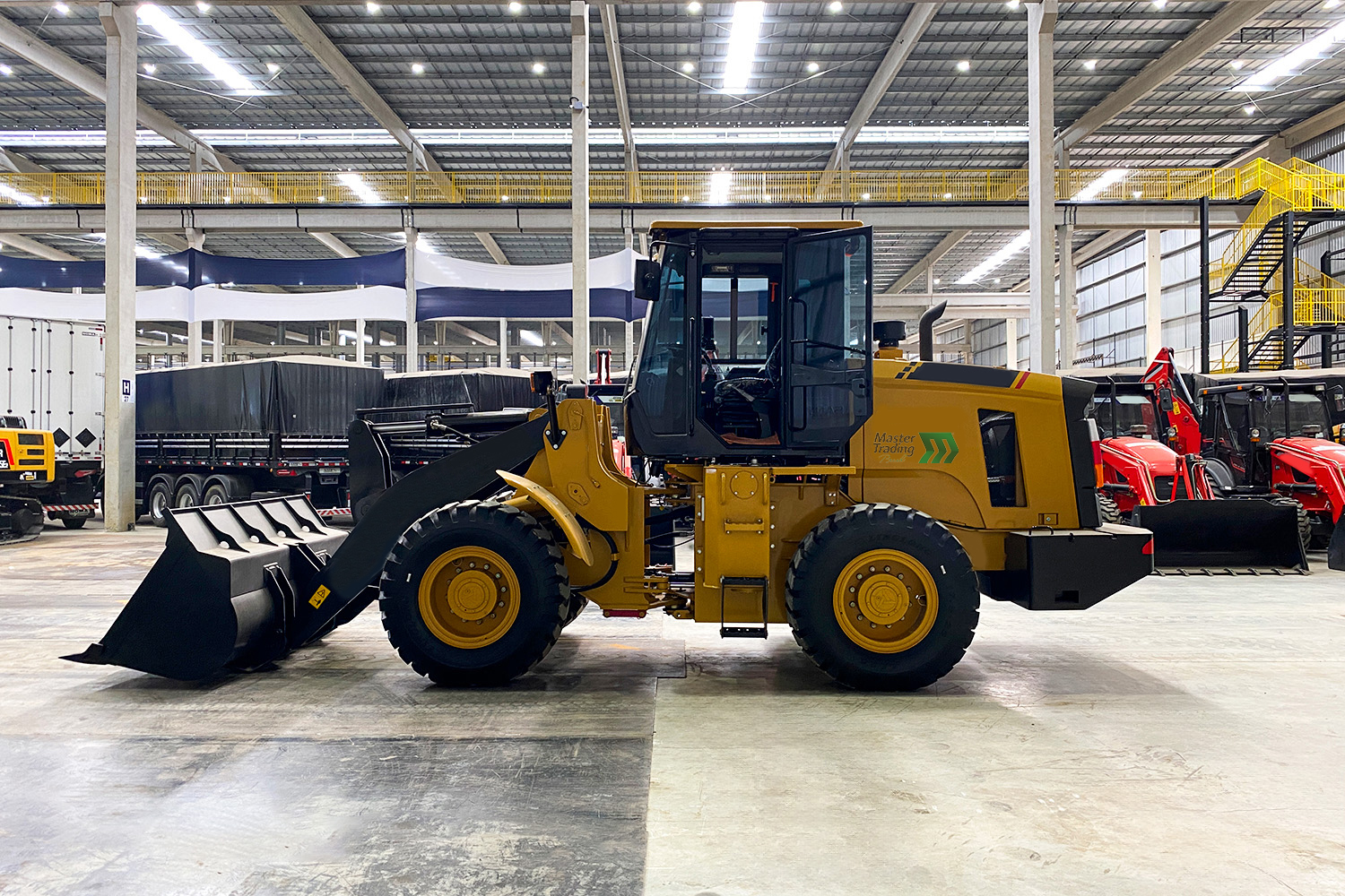 MTLOG023_Pa_Carregadeira_SanySW936K_132hp_11ton-007