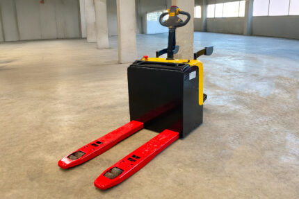 Paleteira Elétrica HYSTER P2.0UTs